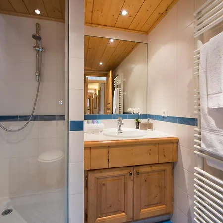 Chalet Familial A 1850 Avec Cheminee Et Hammam - Fr-1-575-203 *